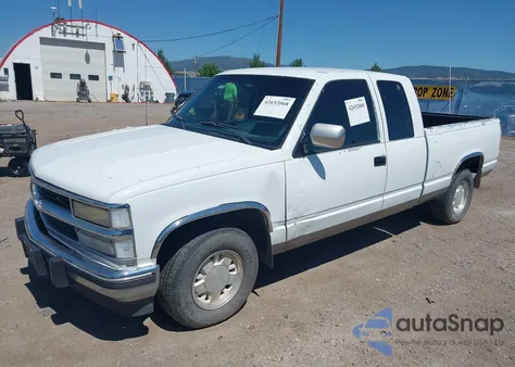 1992 GMC Sierra C1500 z USA, uszkodzony, nr VIN 2GTEC19K2N1503838